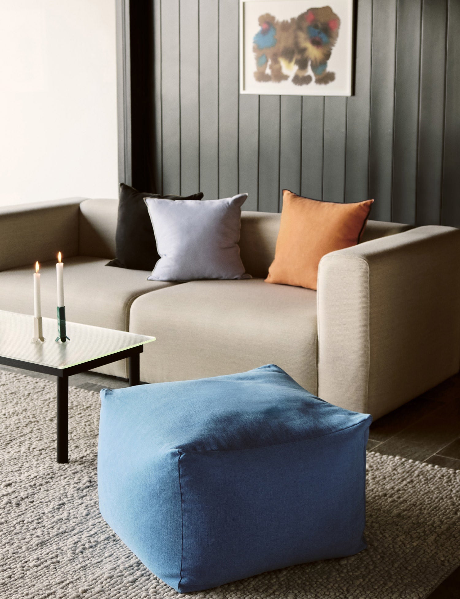 Outline Cushion (Black)